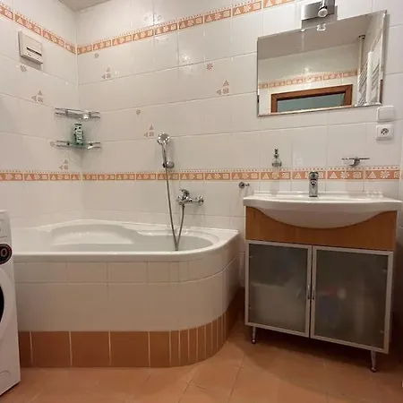Apartment Apartman V Meste *